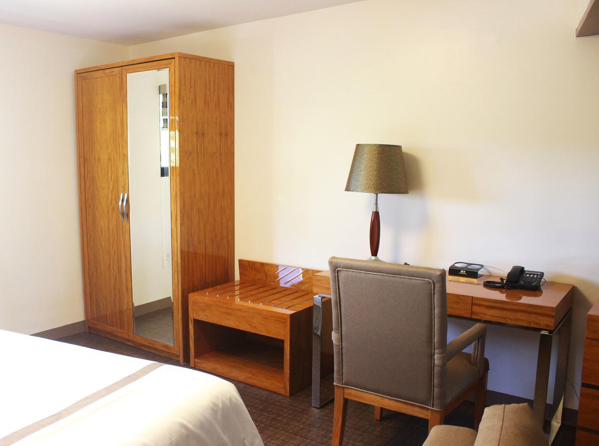 Saipan Beach Hotel Kültér fotó